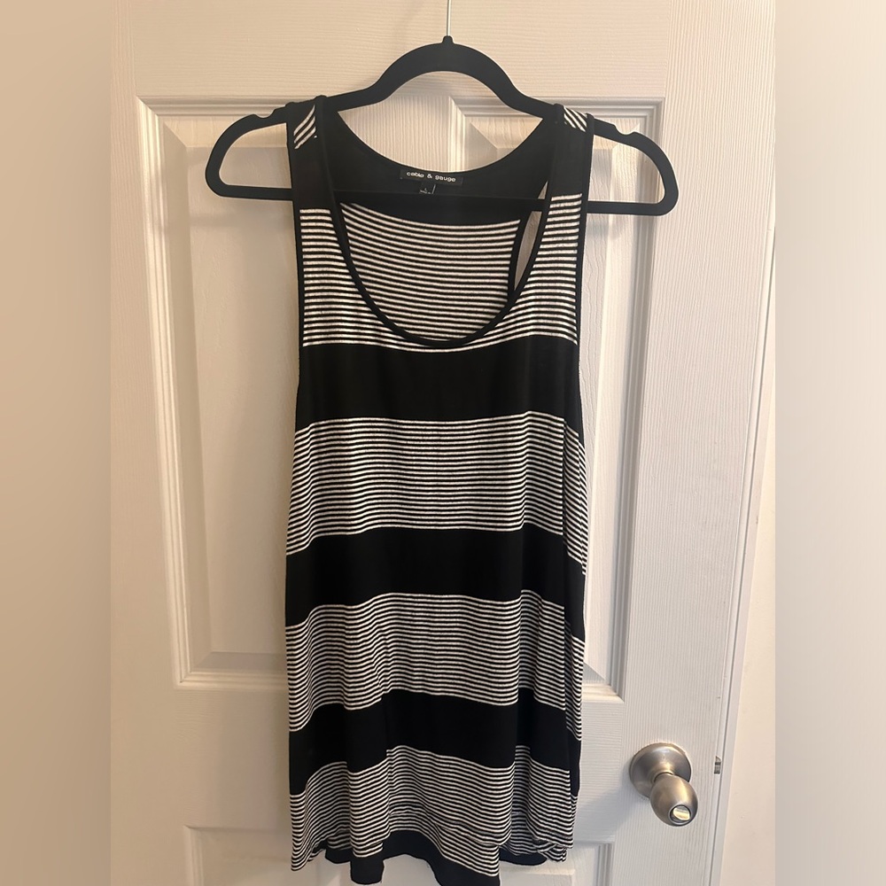 Cable & Gauge Women's Size Large Sleeveless Tank Top Shirt Black White Stripe